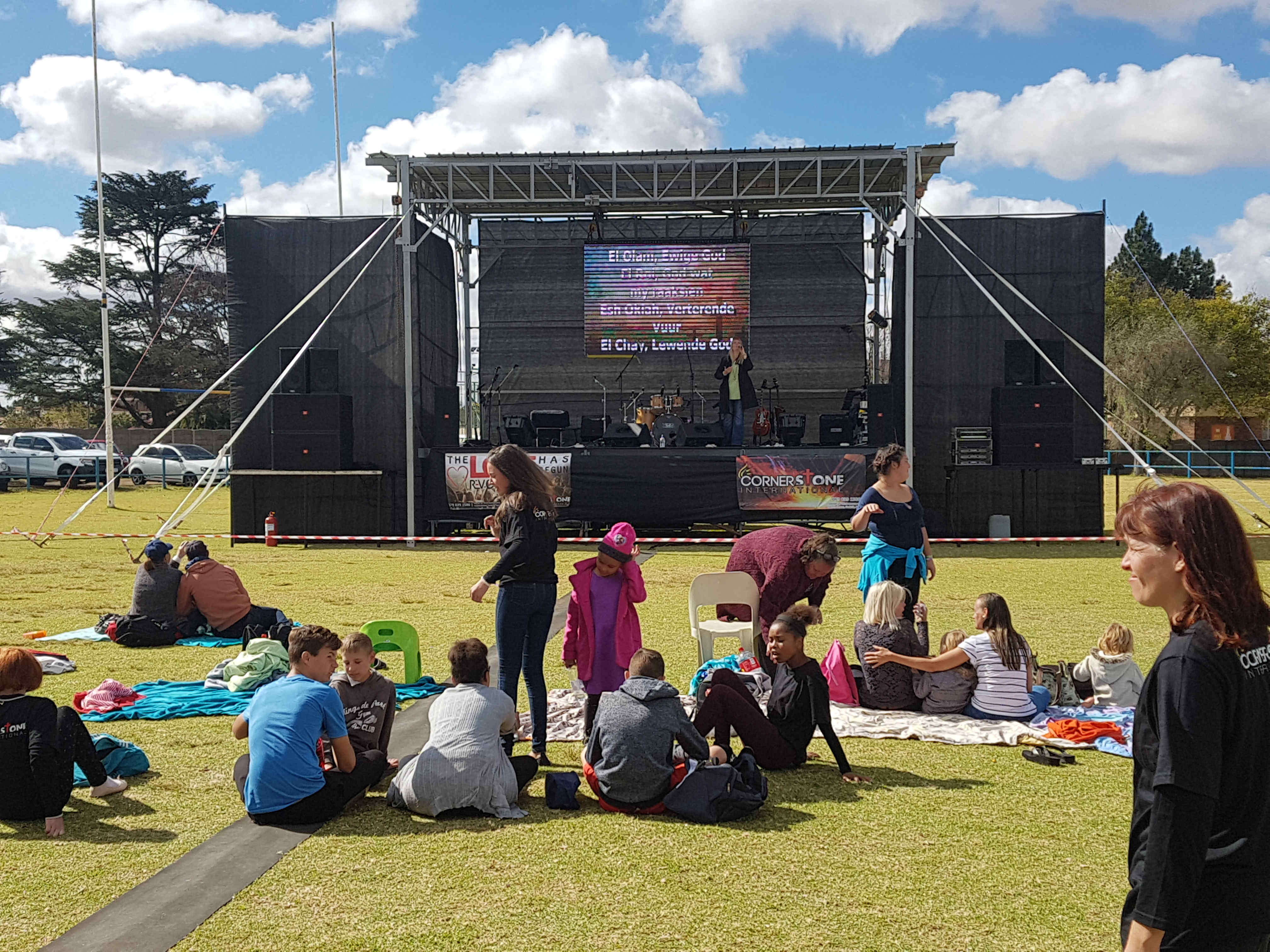 event4 Live show JBL SRX Live show using JBL SRX mixed by Sounds Right Studio Records PTY LTD